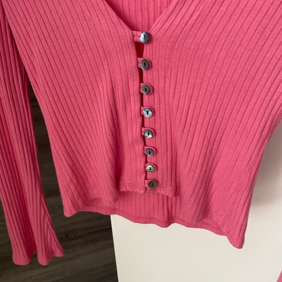 Reformation Gellar Top hot pink Candy fuschia button up - Picture 3 of 6